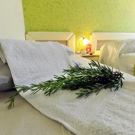 Rooms Stanza Diniano - With Pool *